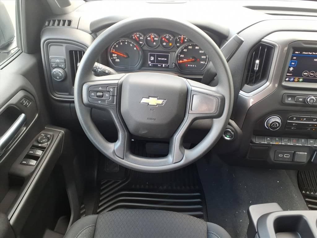 New 2026 Chevrolet Silverado 1500 Custom w/ Turbomax Blackout Package RWD image 24