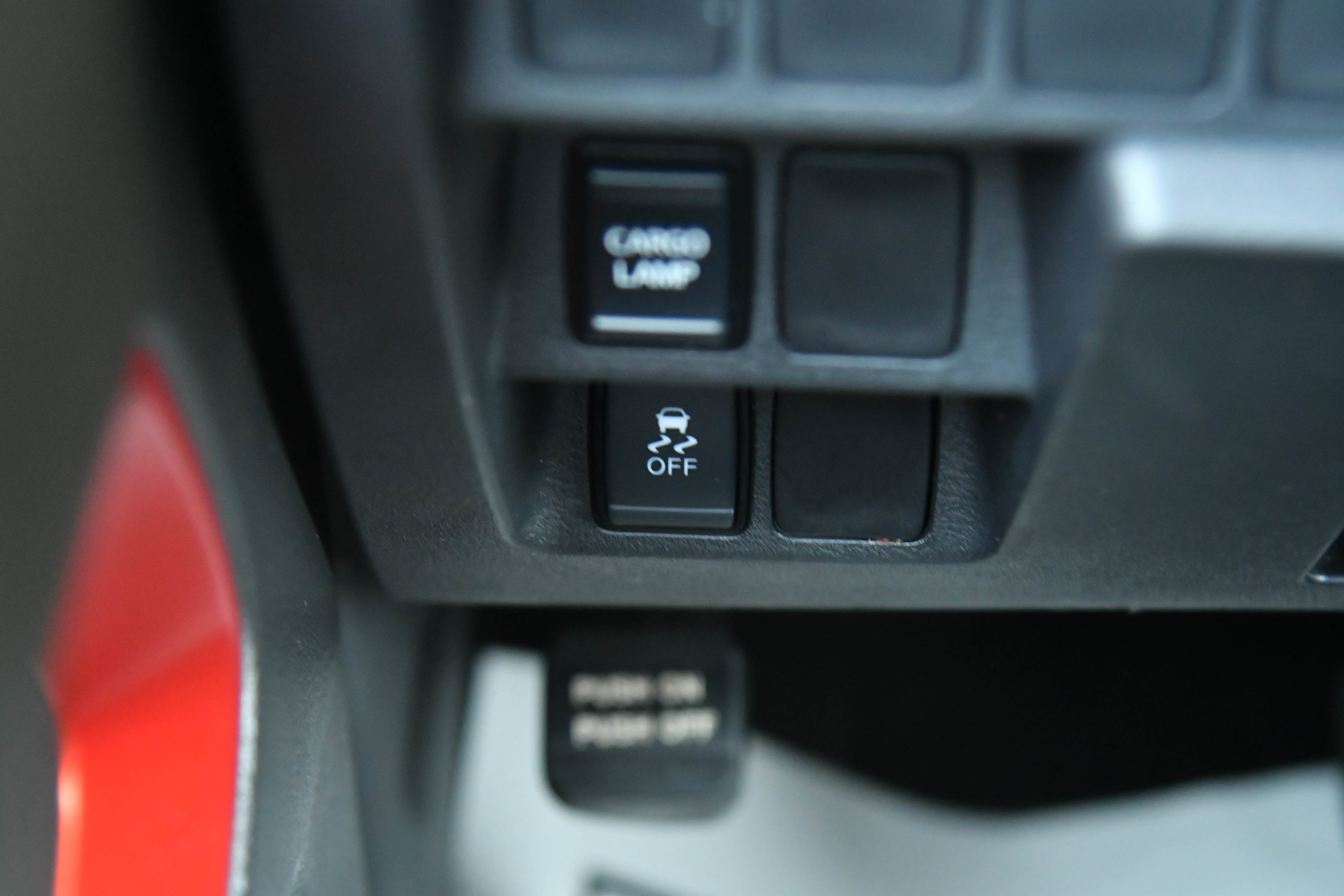 Used 2022 Nissan Frontier Pro-X RWD image 32
