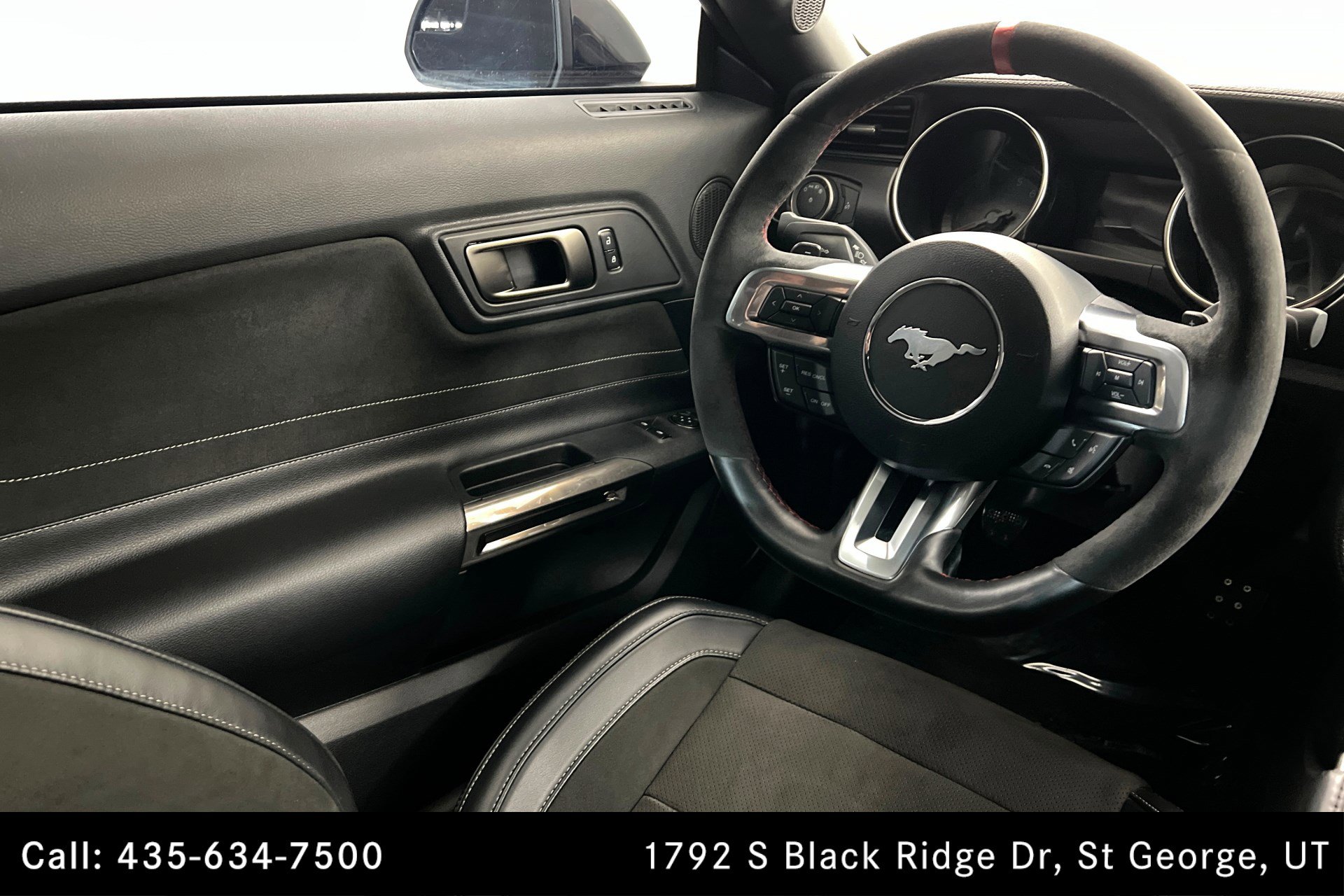 Used 2017 Ford Mustang Shelby GT350 image 11