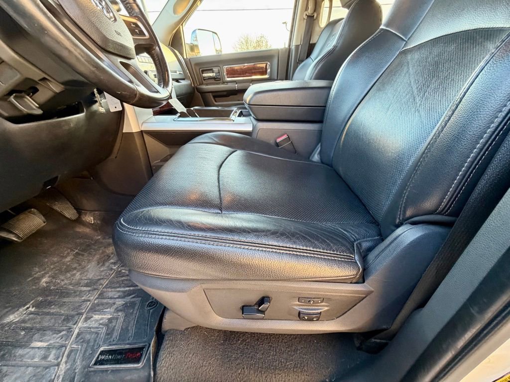 Used 2010 Dodge Ram 3500 Truck Laramie w/ Chrome Accents Group image 26