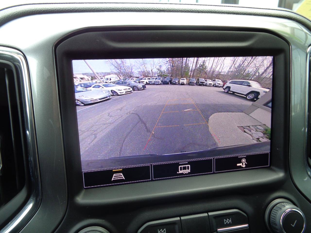 Used 2022 Chevrolet Silverado 1500 LTZ w/ LTZ Premium Package image 13