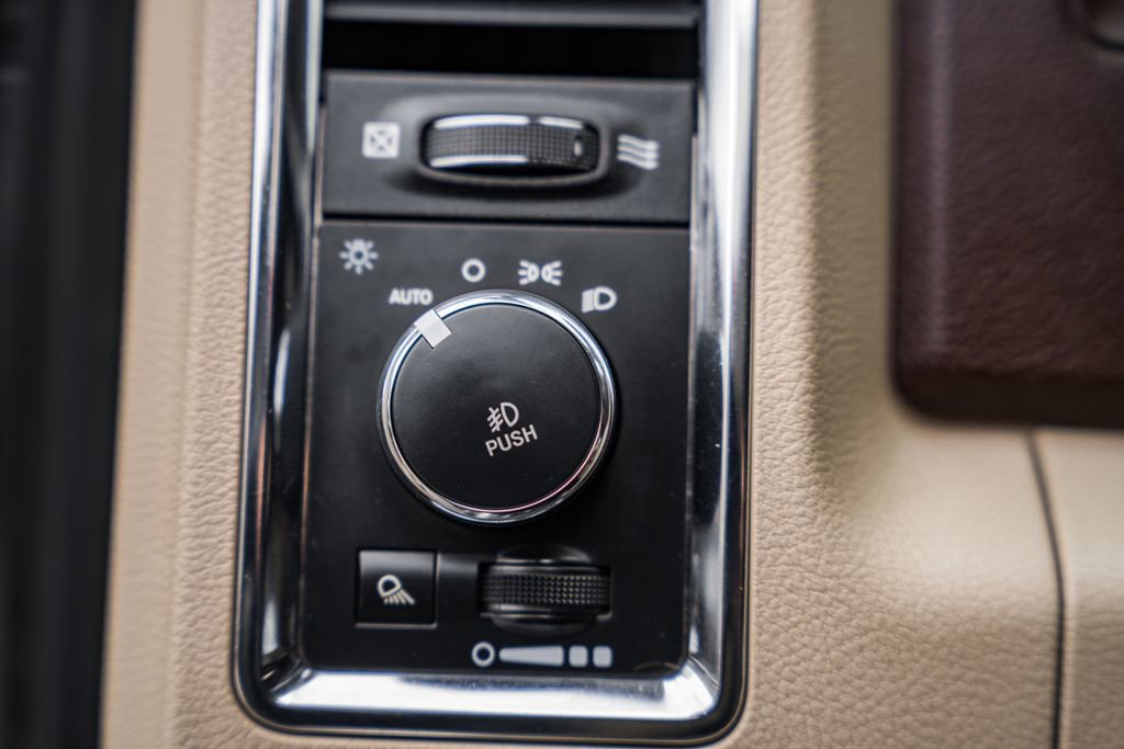 Used 2018 RAM 3500 Laramie Longhorn image 52