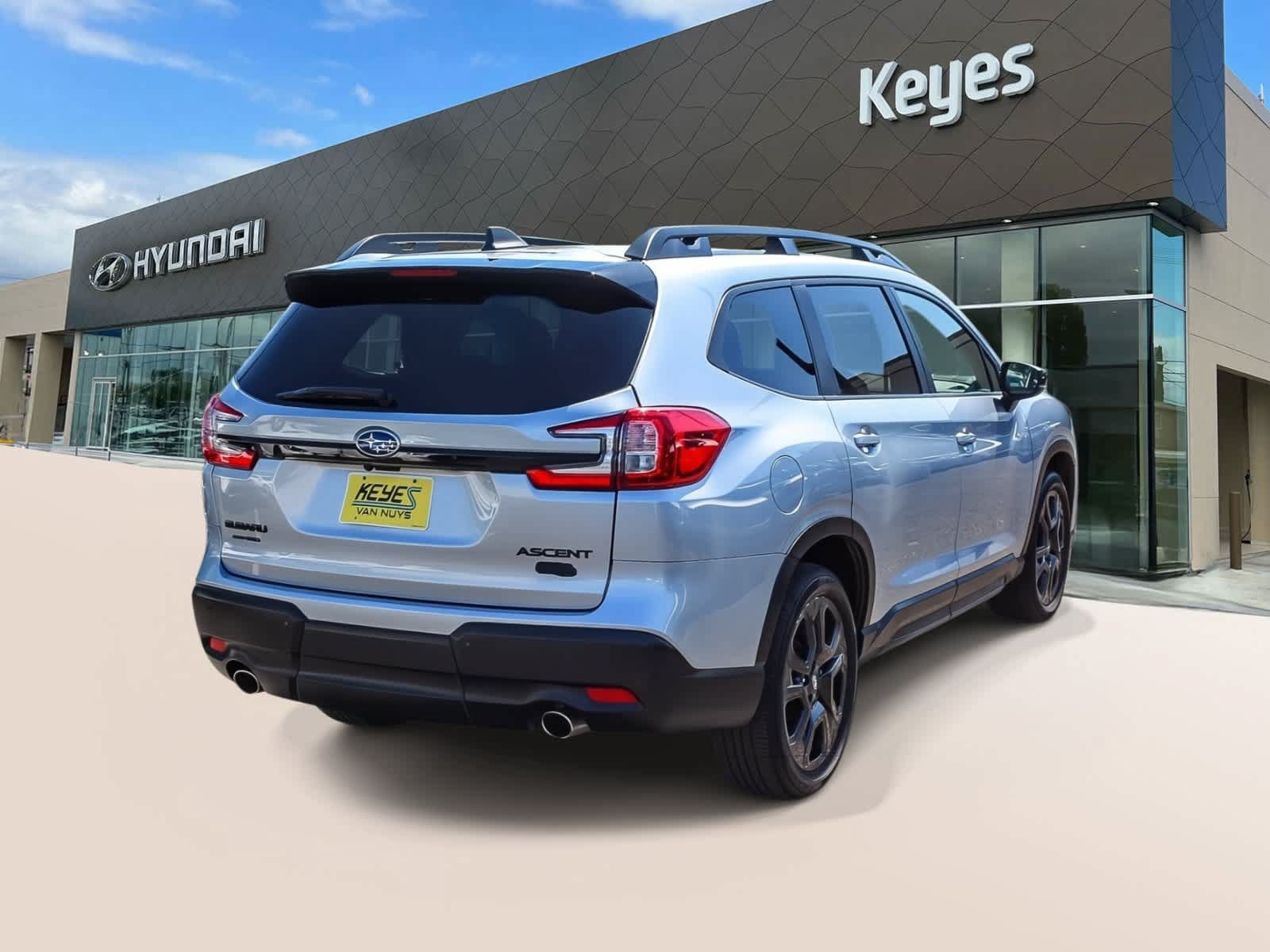 Used 2025 Subaru Ascent Onyx Edition AWD/4WD image 4