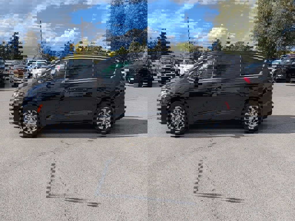 New 2026 Chrysler Pacifica Select image 32