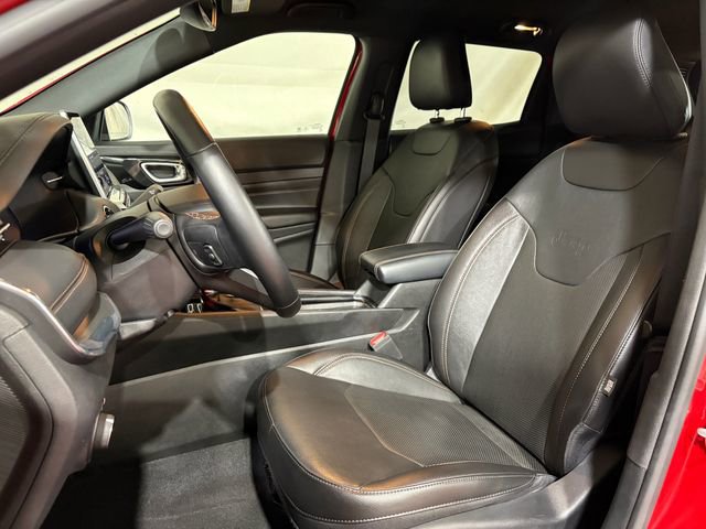 Used 2022 Jeep Compass Limited image 7