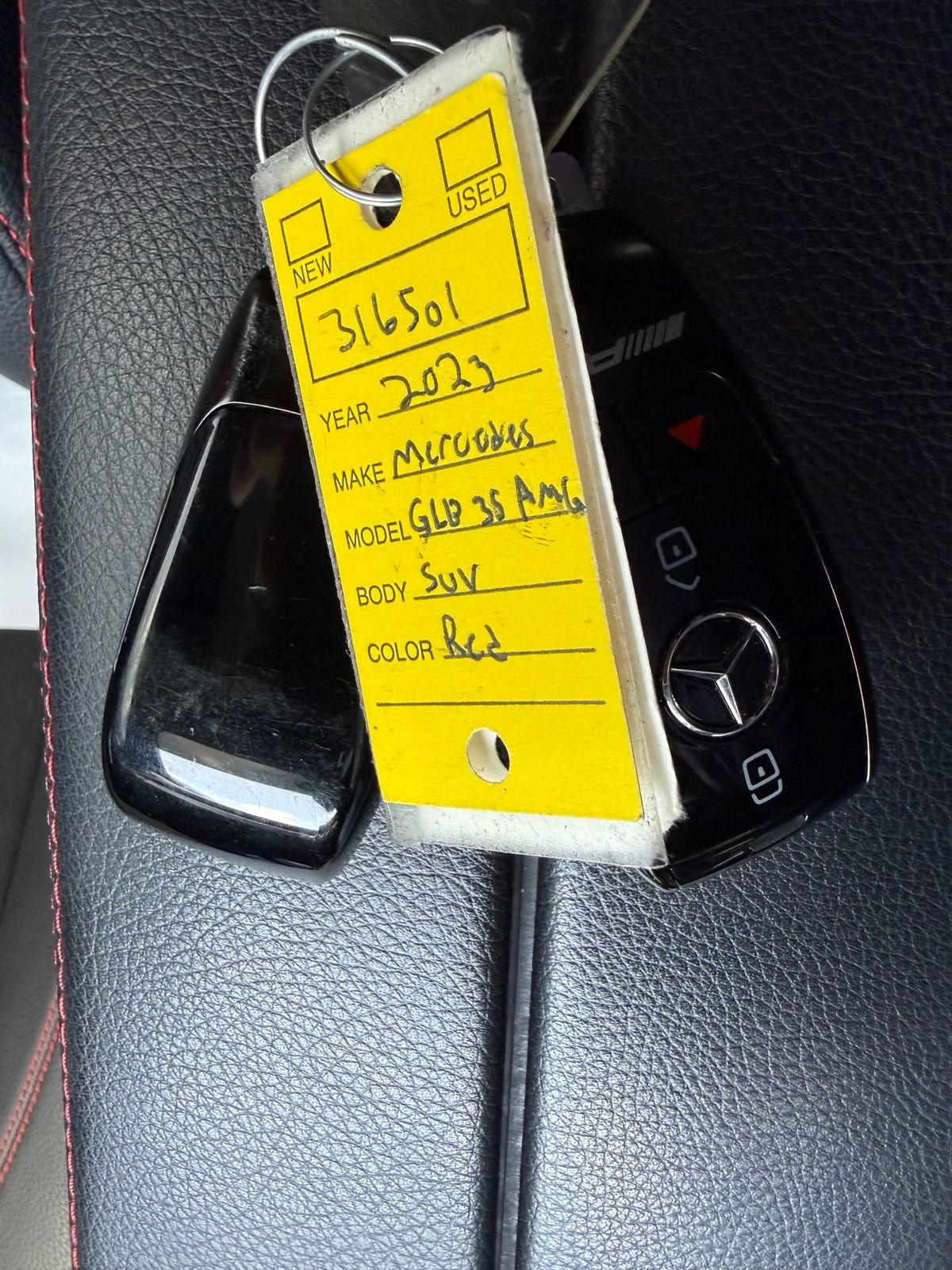 Used 2023 Mercedes-Benz GLB 35 AMG 4MATIC image 19