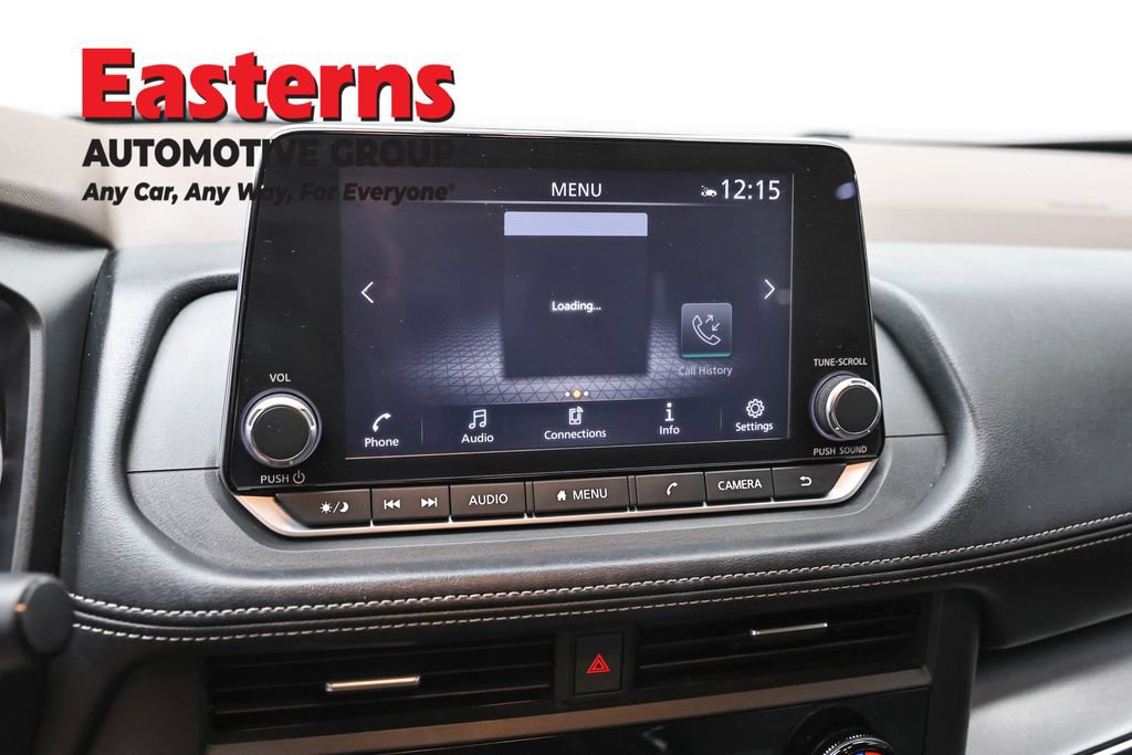 Used 2023 Nissan Rogue SV AWD/4WD image 19
