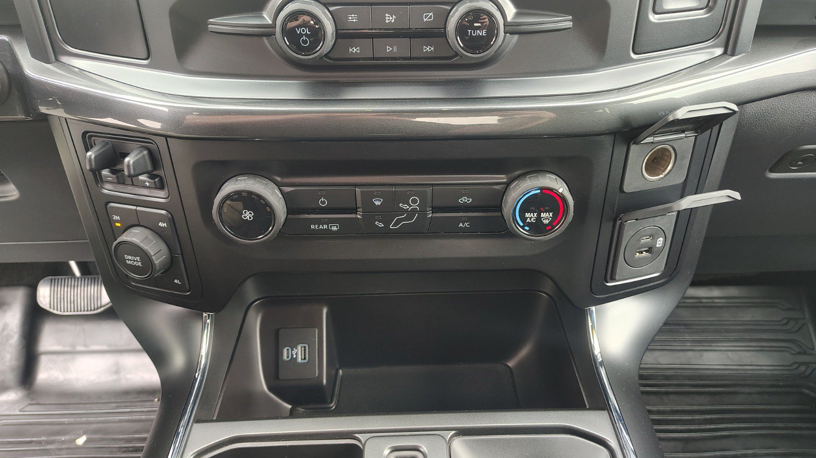 Used 2021 Ford F150 XL w/ STX Appearance Package AWD/4WD image 23