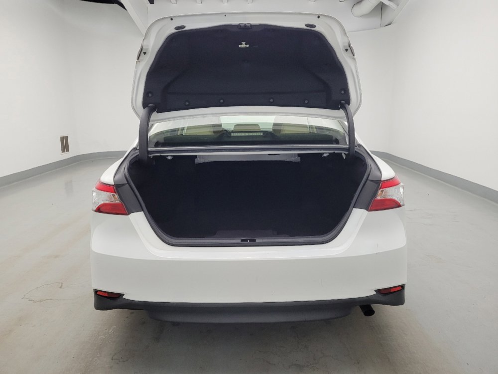 Used 2018 Toyota Camry LE FWD image 29