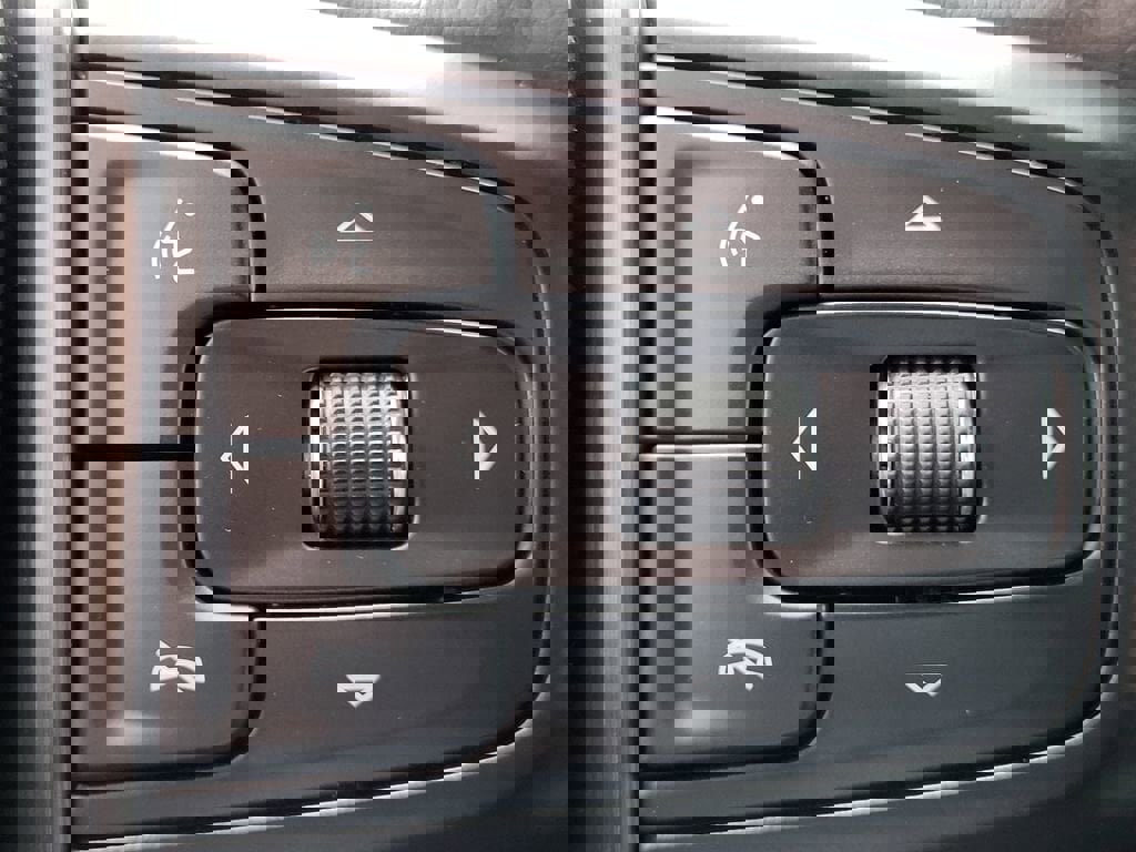 Certified 2022 GMC Sierra 1500 AT4 image 10