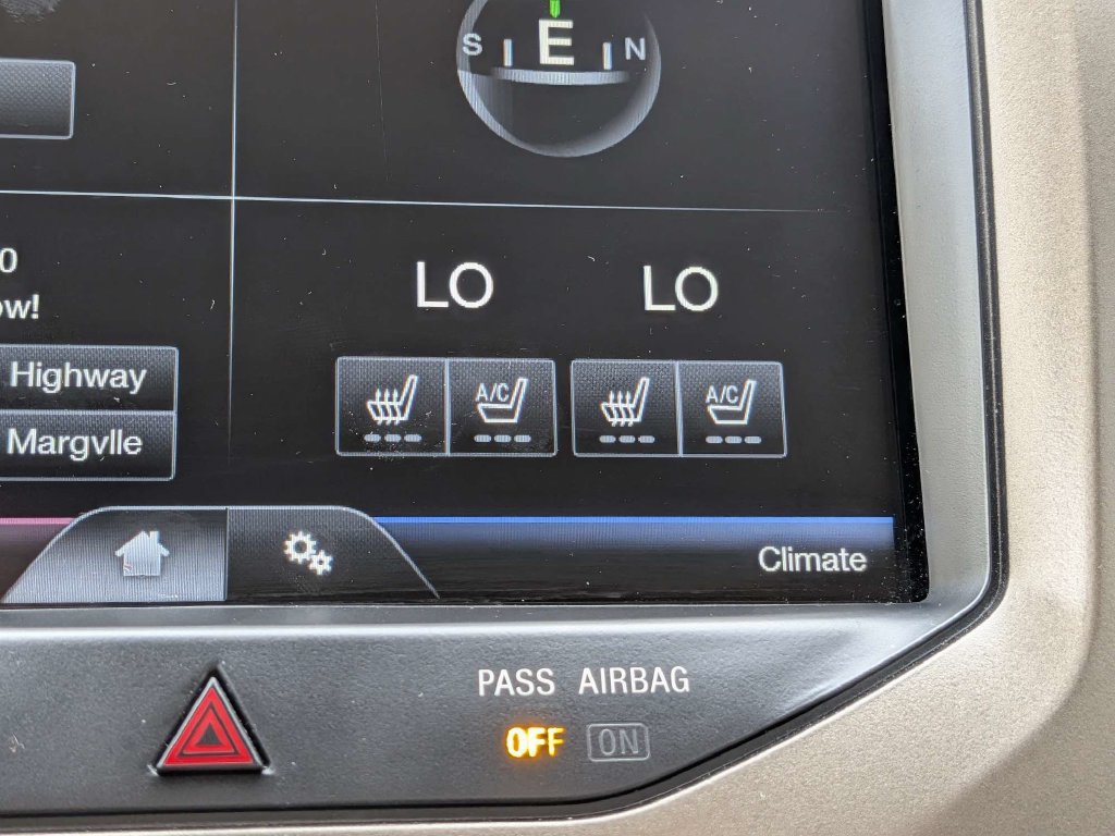 Used 2014 Lincoln MKX FWD w/ Walnut Swirl Wood Package image 20