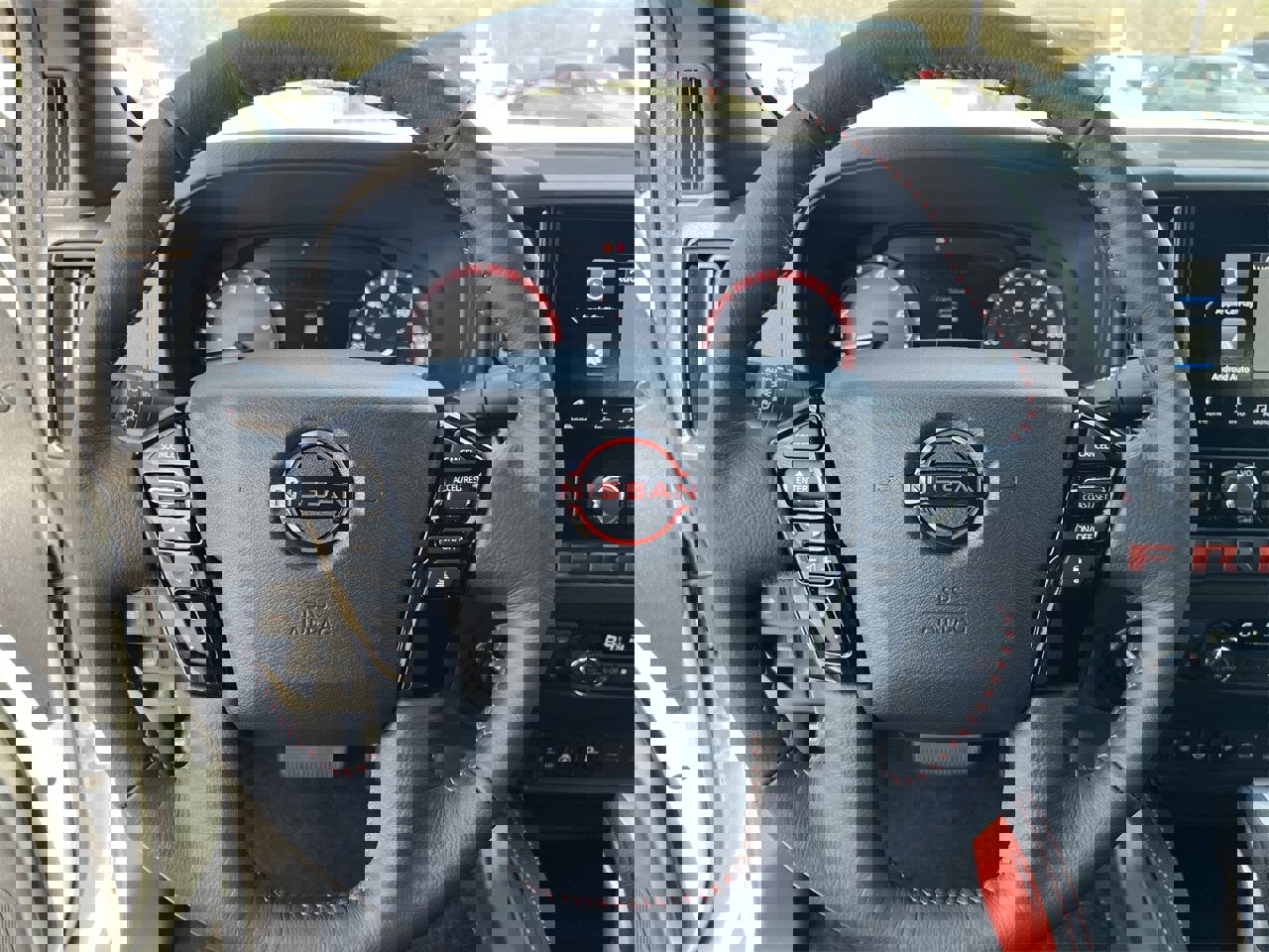 New 2026 Nissan Frontier PRO-4X w/ Pro-4x Convenience Package image 10