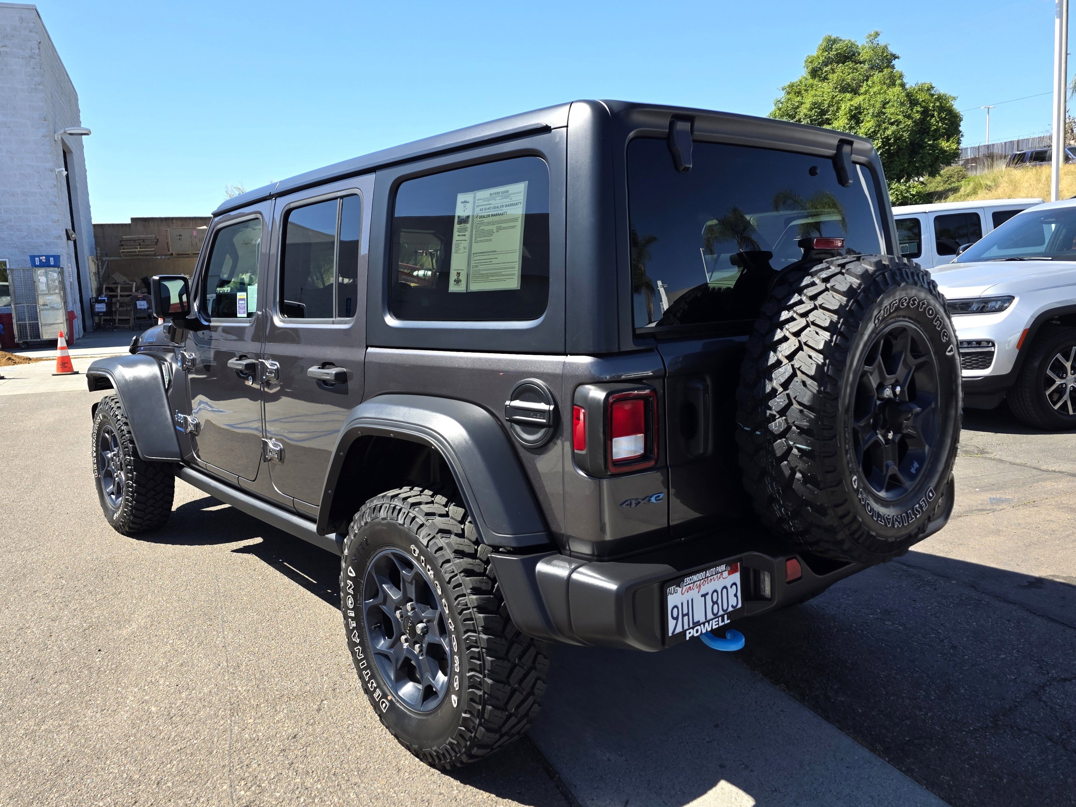 Certified 2023 Jeep Wrangler Unlimited w/ Cold Weather Group image 3