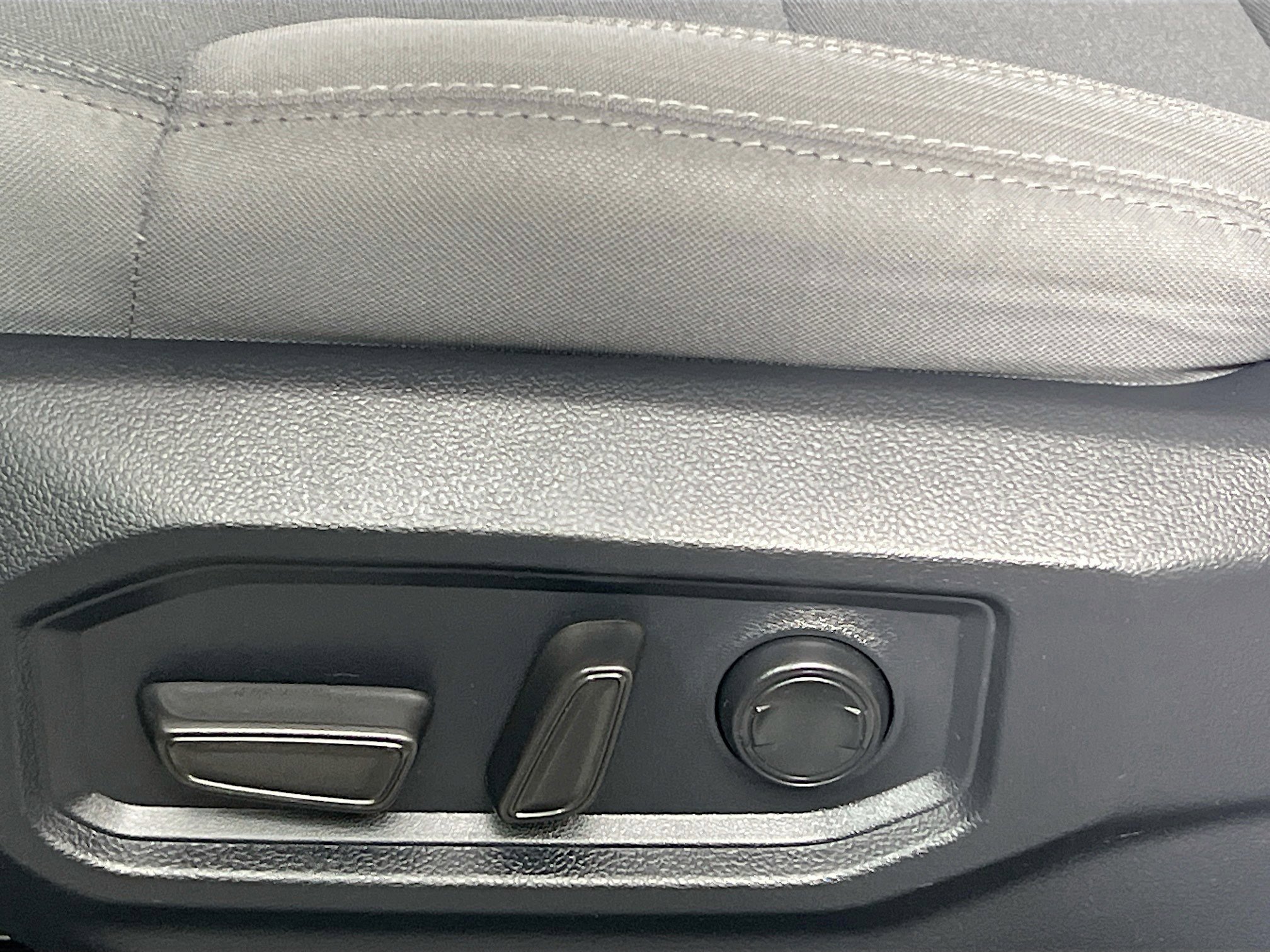 Used 2025 Toyota Tundra SR5 image 15