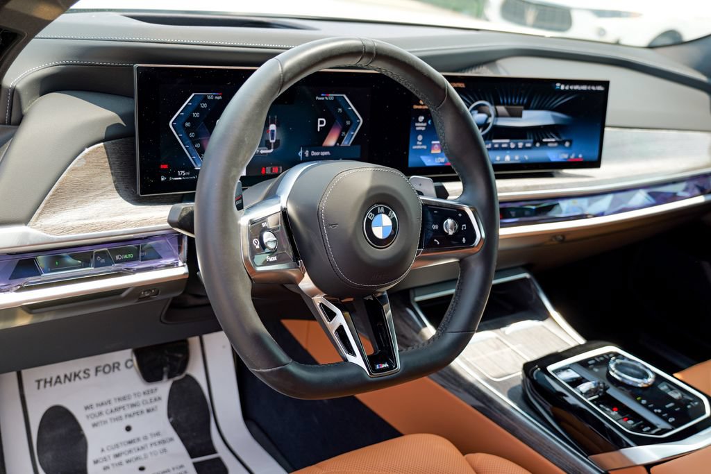 Used 2024 BMW 740i xDrive w/ Premium Package 2 AWD/4WD image 20