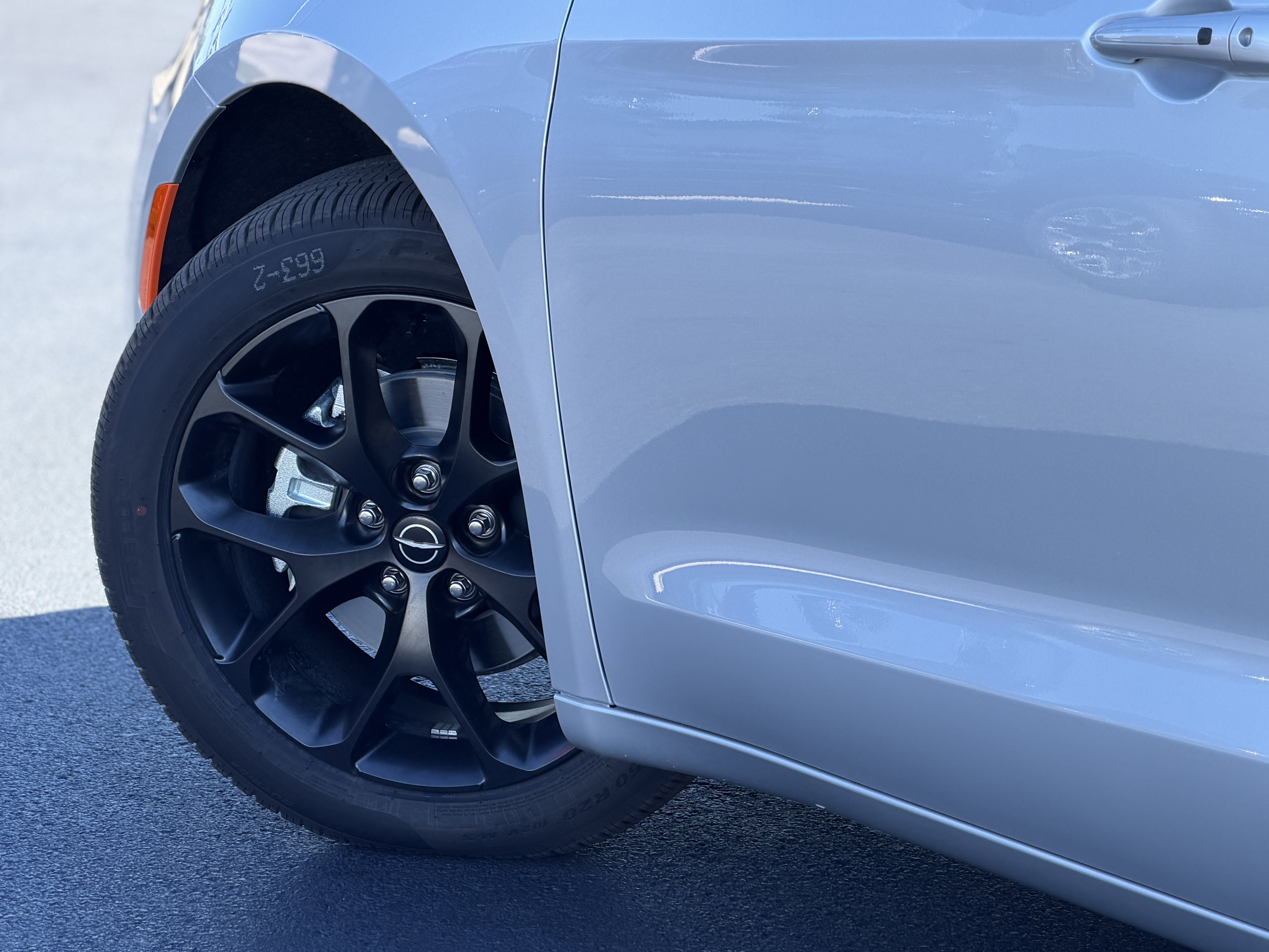 New 2026 Chrysler Pacifica Select image 9