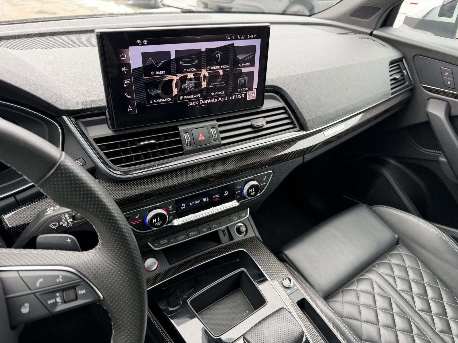 Used 2024 Audi SQ5 Prestige image 13