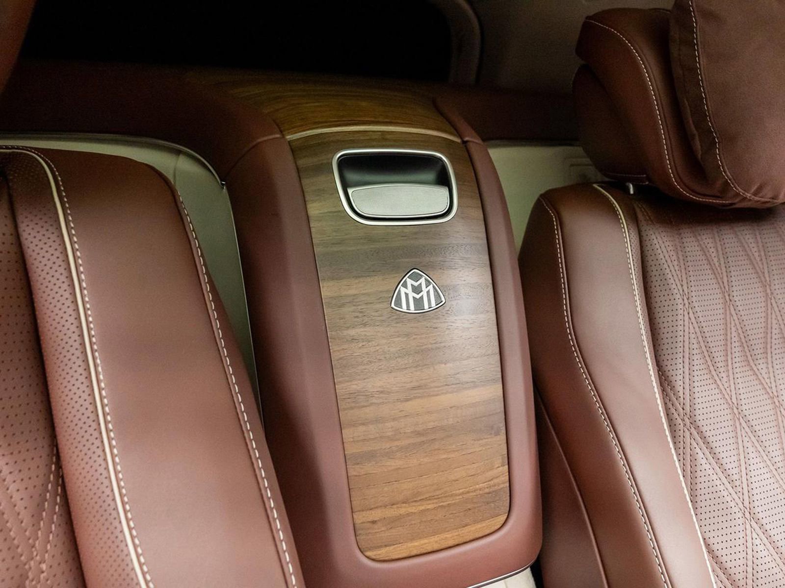 Used 2026 Mercedes-Benz Maybach GLS 600 4MATIC image 54