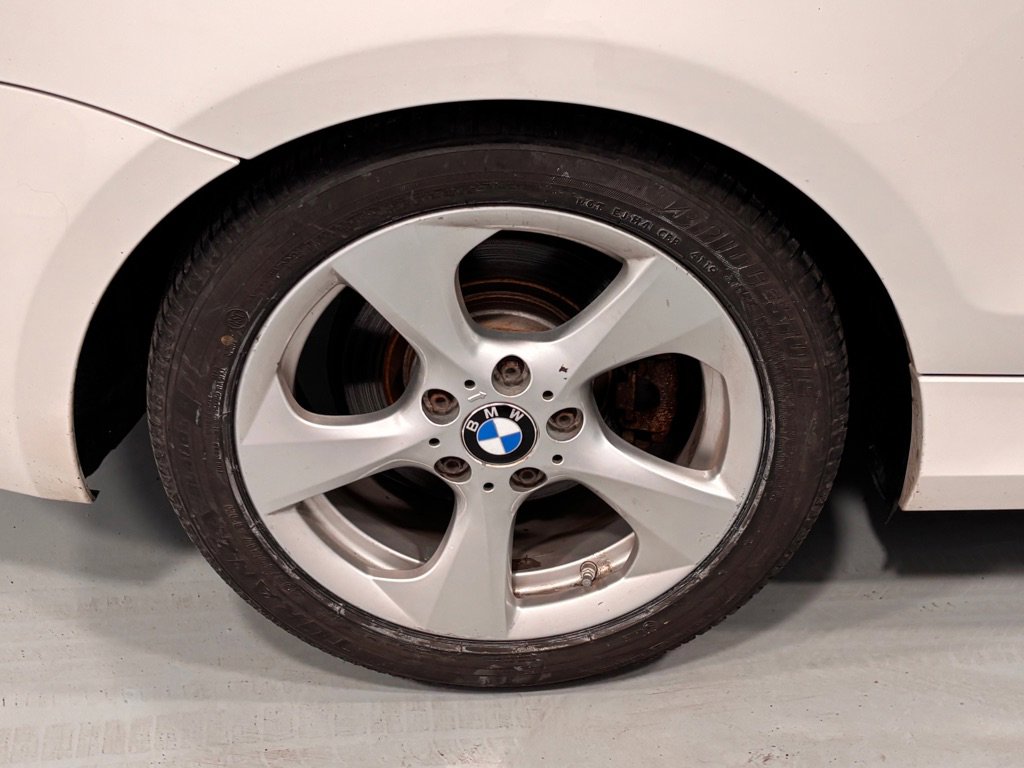 Used 2012 BMW 128i Convertible image 31