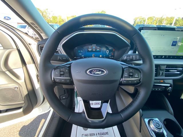 New 2025 Ford Escape SE w/ PHEV Premium Package image 14