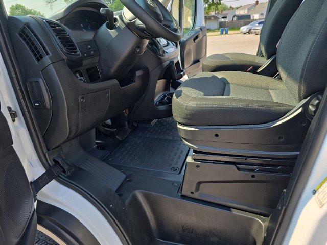 Used 2023 RAM ProMaster 2500 image 16