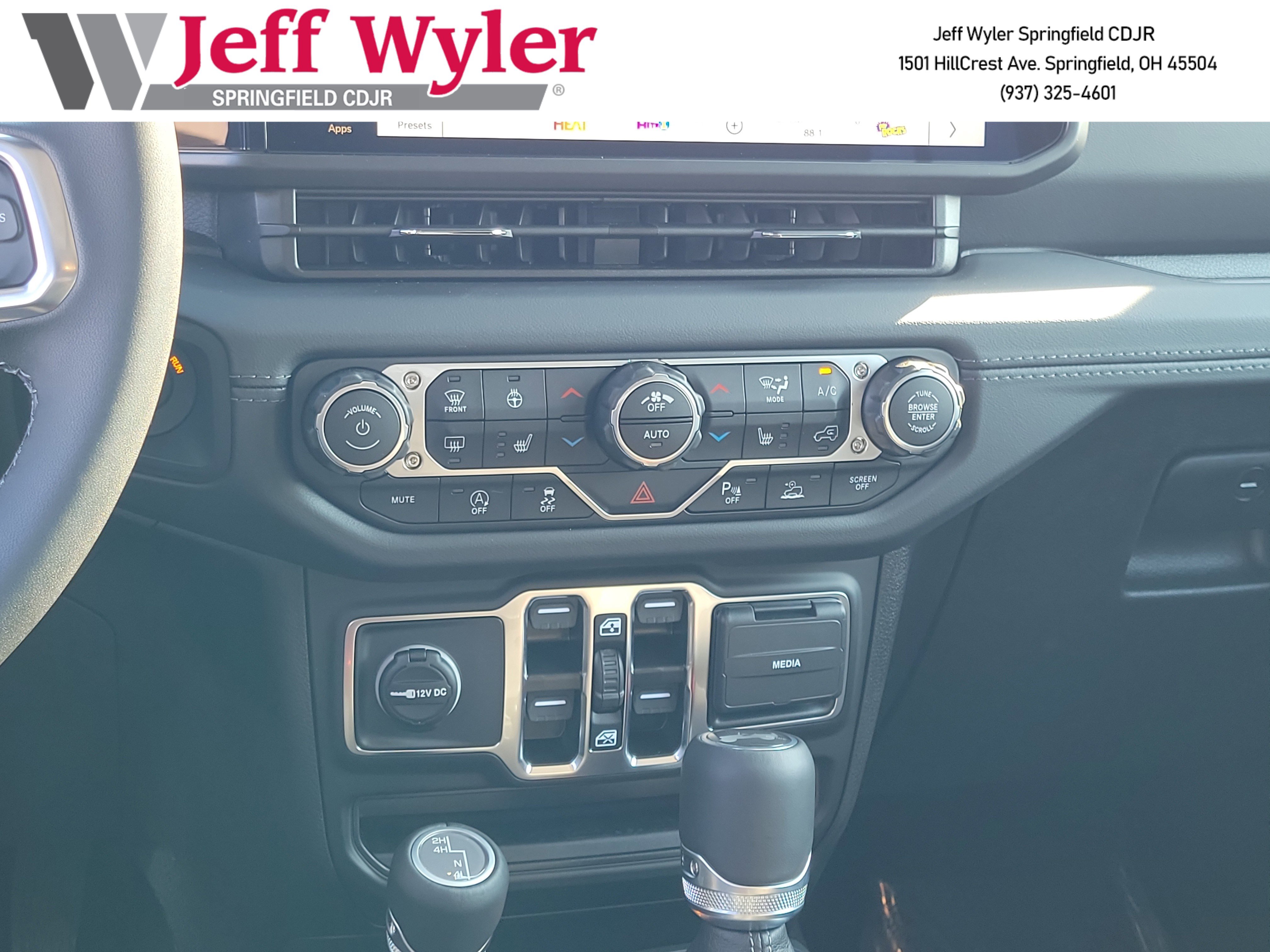 New 2025 Jeep Wrangler Sahara image 12