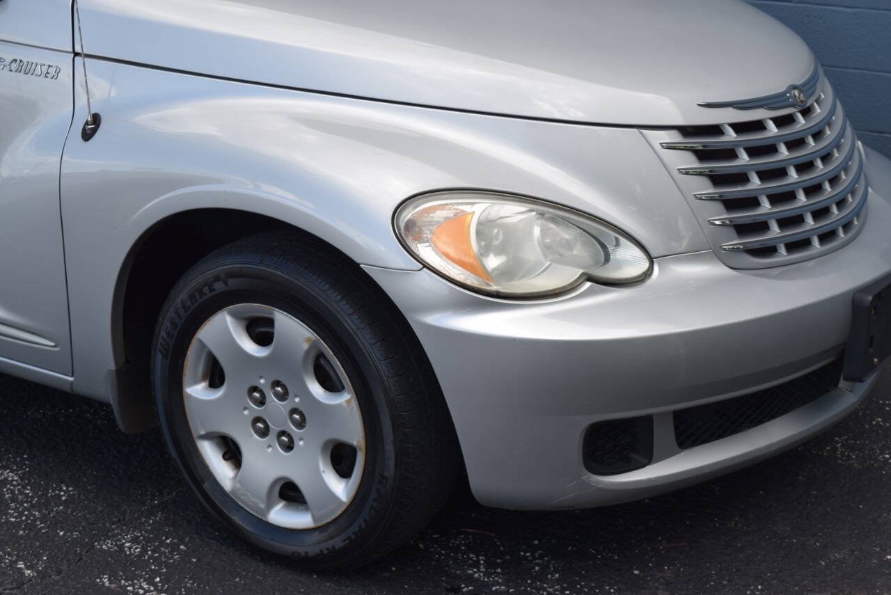 Used 2006 Chrysler PT Cruiser Touring FWD image 16