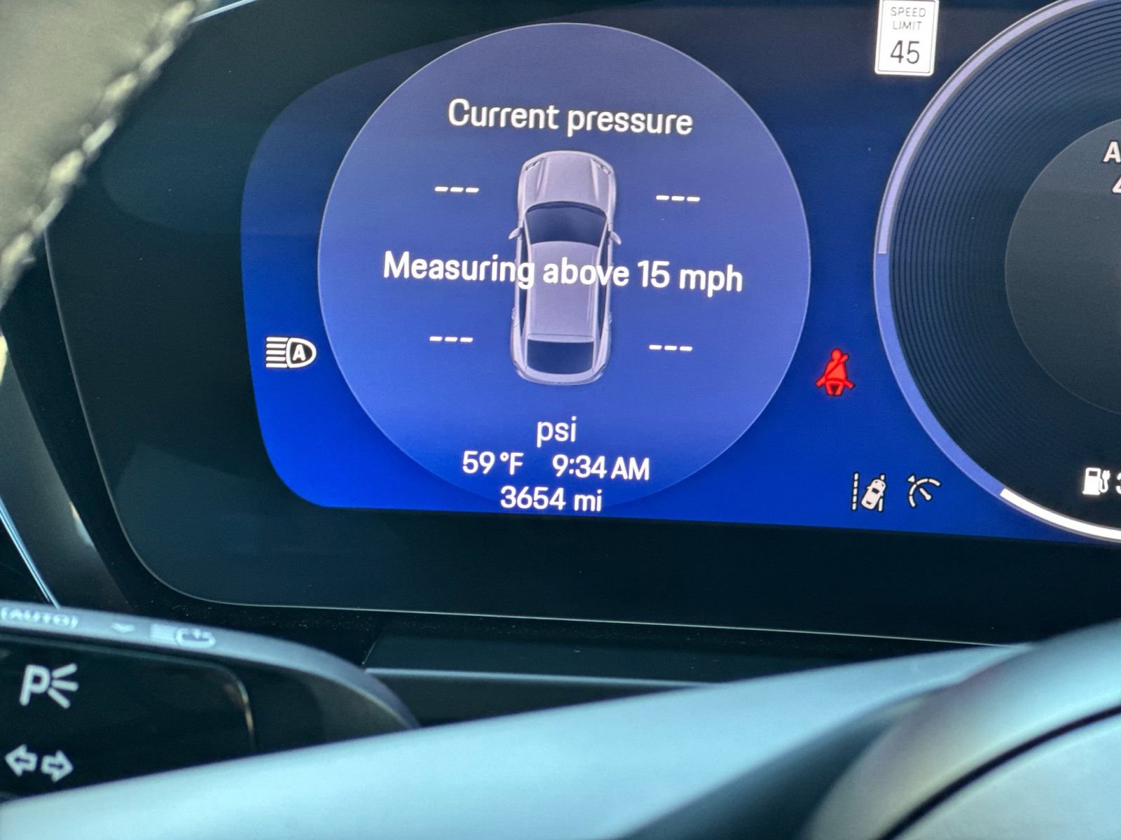 Used 2025 Porsche Macan Electric image 32