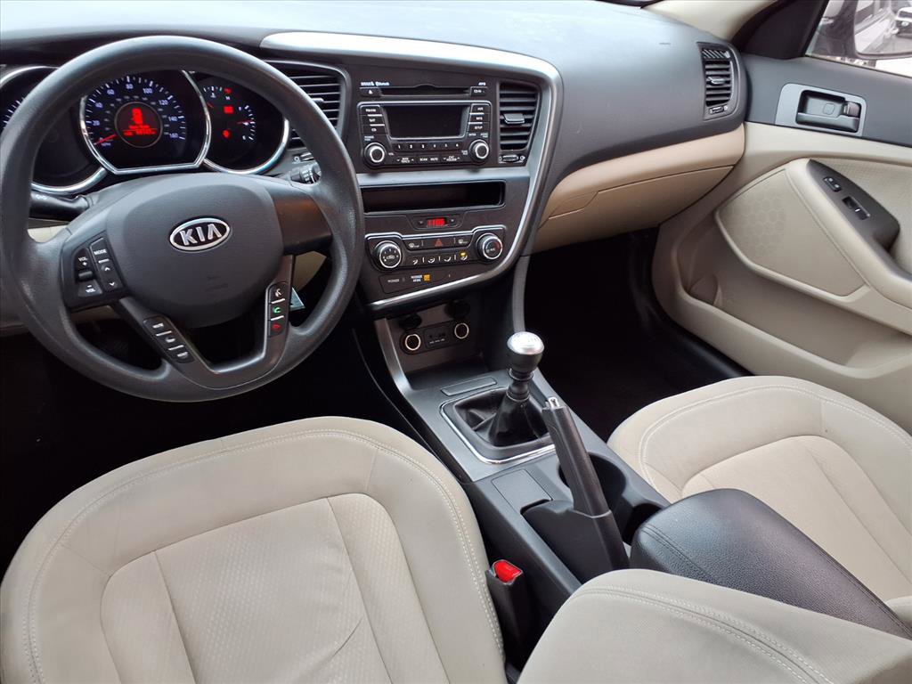Used 2011 Kia Optima LX image 5