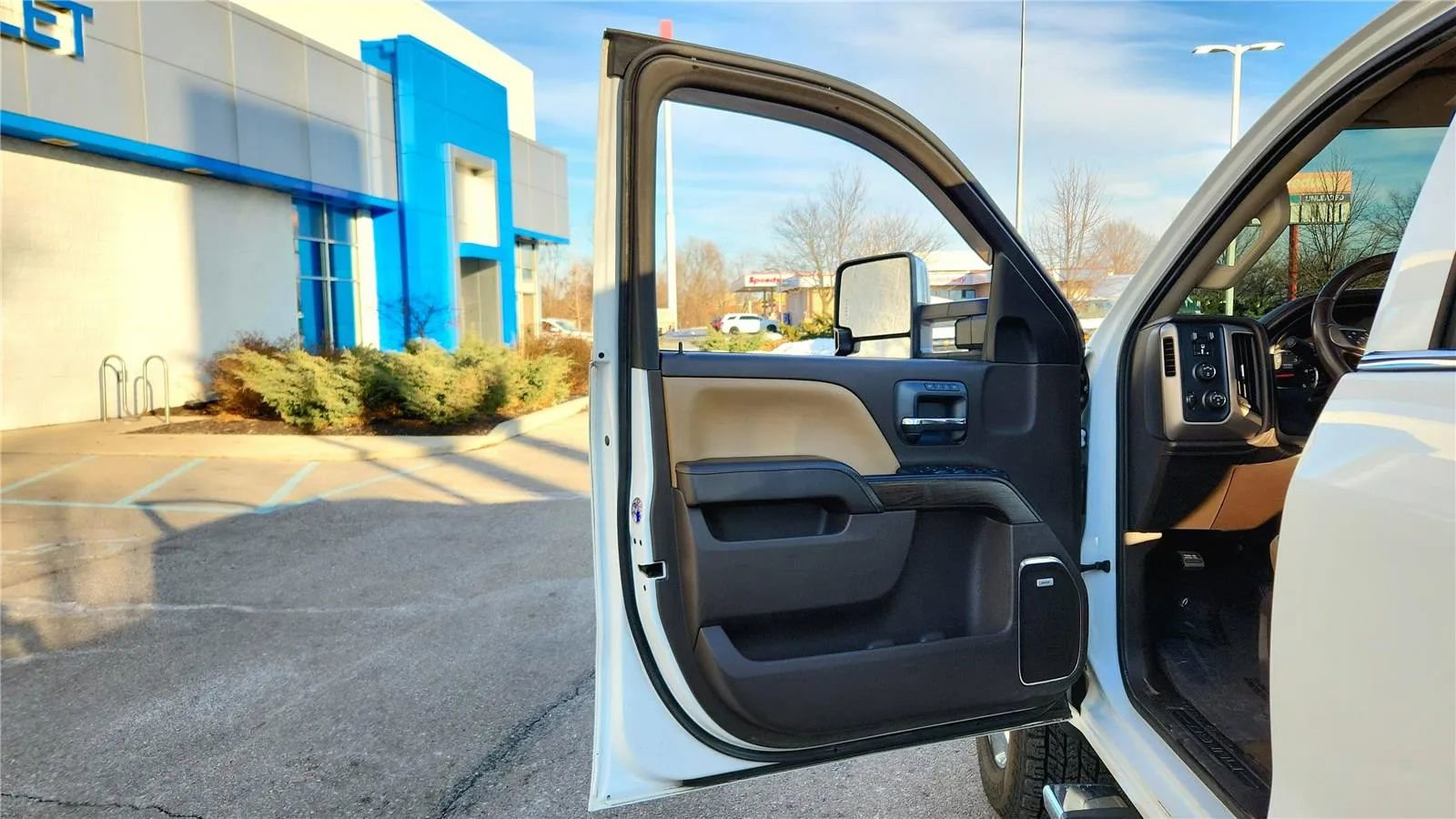 Used 2018 GMC Sierra 3500 Denali w/ Duramax Plus Package image 20