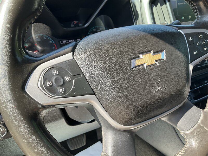 Used 2015 Chevrolet Colorado LT w/ Luxury Package RWD image 18
