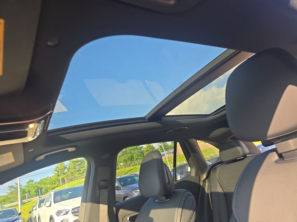New 2026 Mercedes-Benz GLC 300 4MATIC image 20