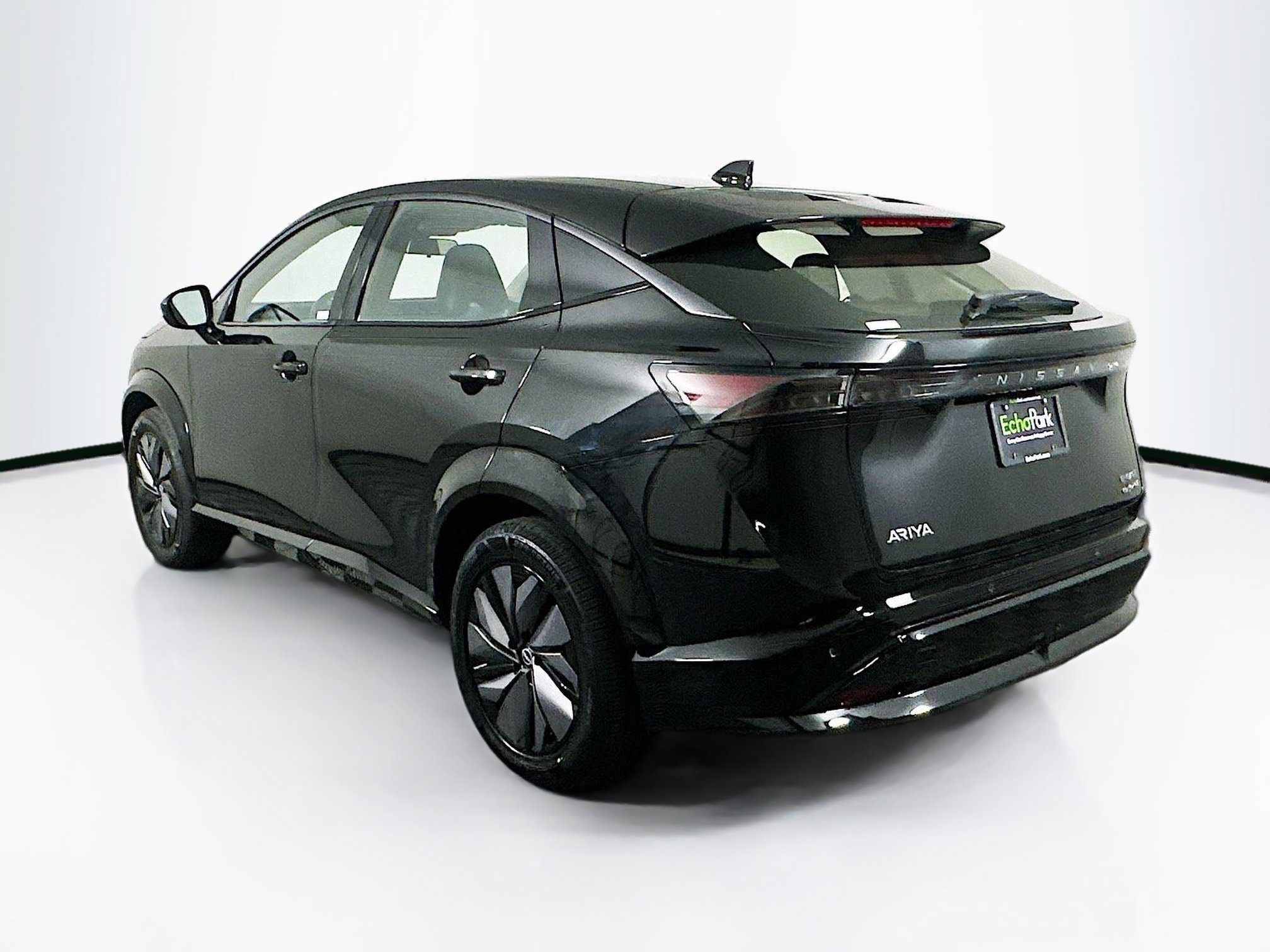 Used 2024 Nissan Ariya AWD image 5