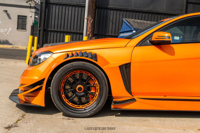 Used 2012 Mercedes-Benz C 63 AMG Coupe image 4