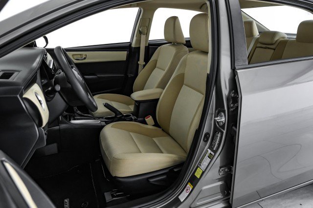 Used 2017 Toyota Corolla LE image 35