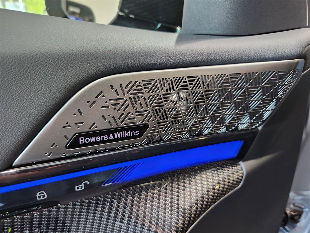 New 2026 BMW M5 w/ Carbon Package image 27