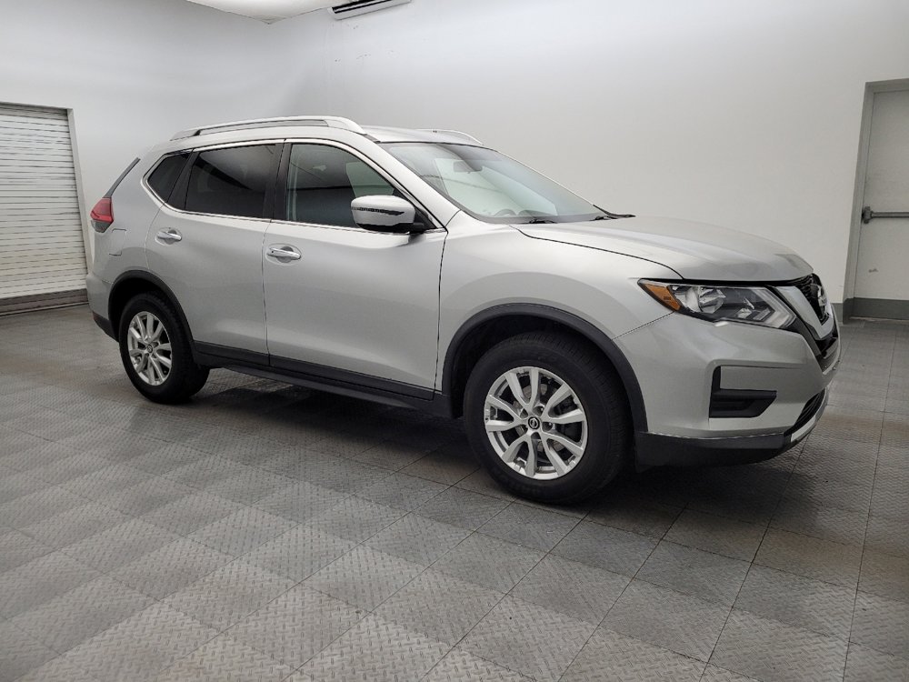Used 2017 Nissan Rogue SV image 11