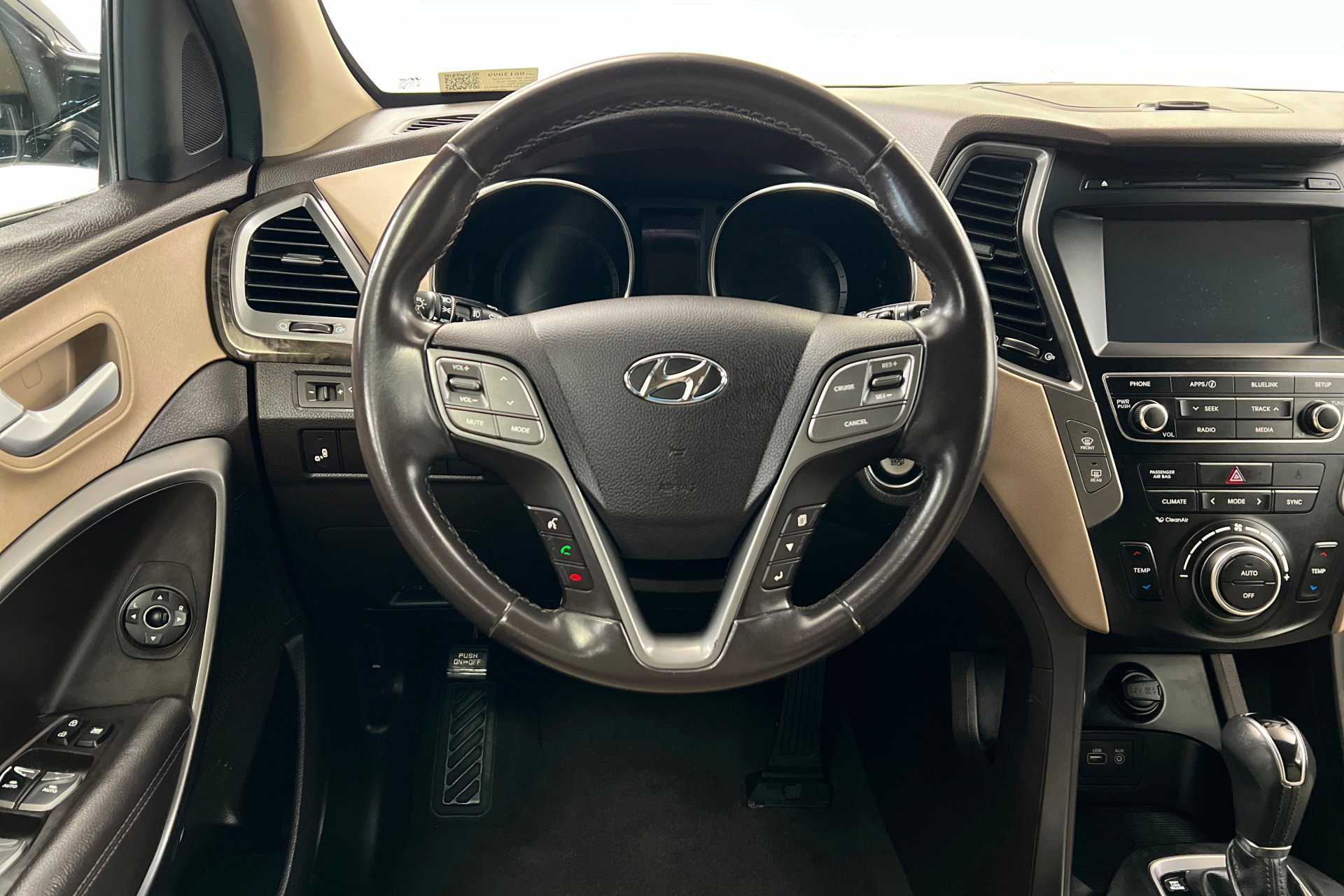 Used 2017 Hyundai Santa Fe Sport image 13