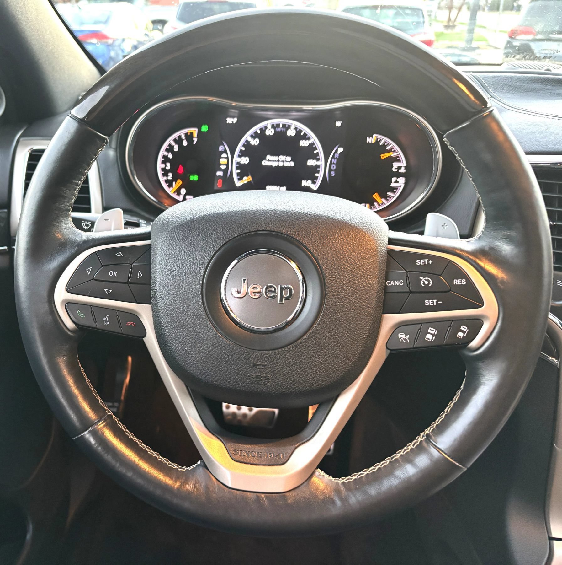 Used 2014 Jeep Grand Cherokee Overland AWD/4WD image 12