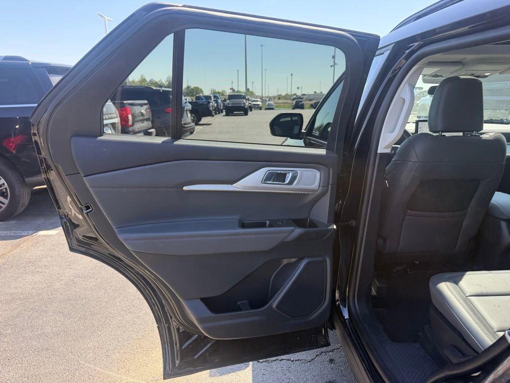 New 2026 Ford Explorer Active w/ Active Comfort Package AWD/4WD image 30