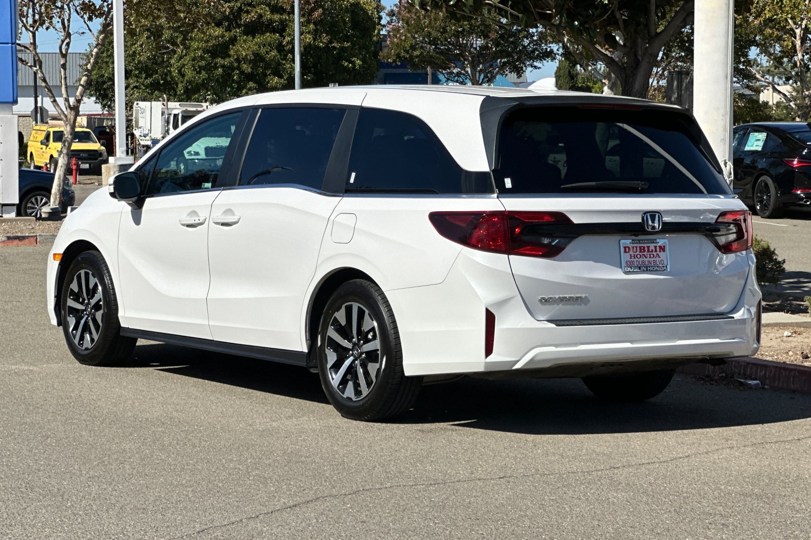 Certified 2025 Honda Odyssey EX-L image 6