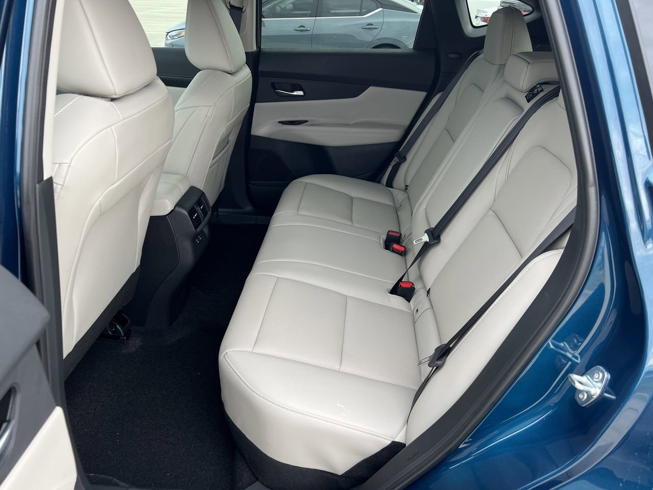 New 2026 Nissan Murano SL image 17