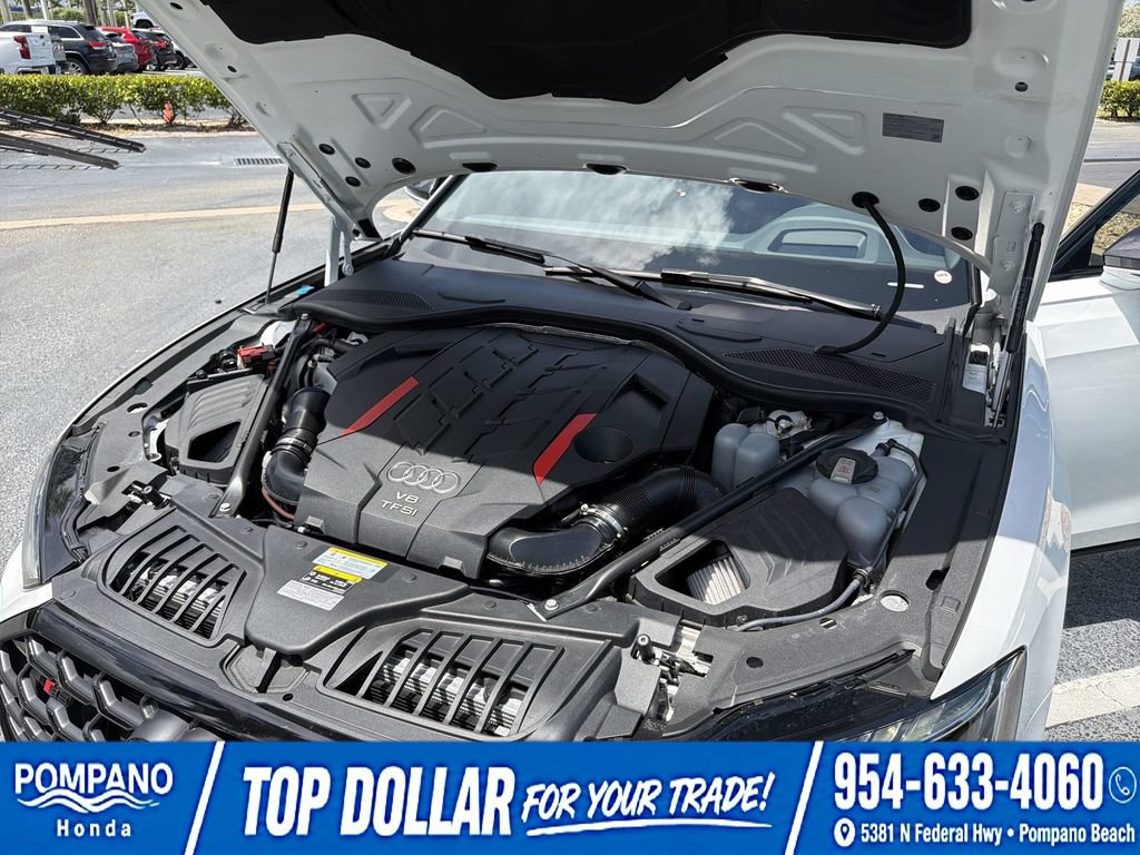 Used 2025 Audi S8 w/ Executive Package AWD/4WD image 32
