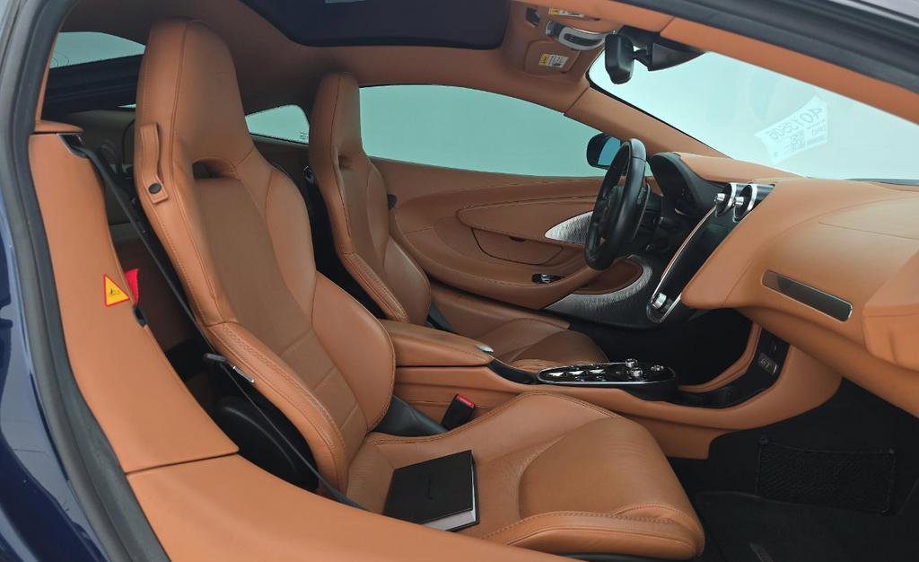 Used 2021 McLaren GT image 7