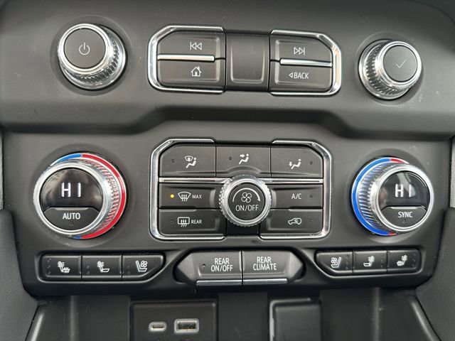 Certified 2023 GMC Yukon XL SLT w/ SLT Luxury Package image 19