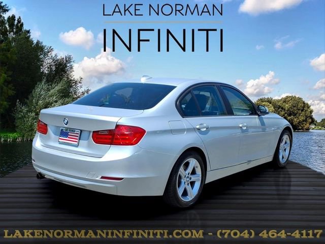 Used 2014 BMW 320i Sedan RWD image 27