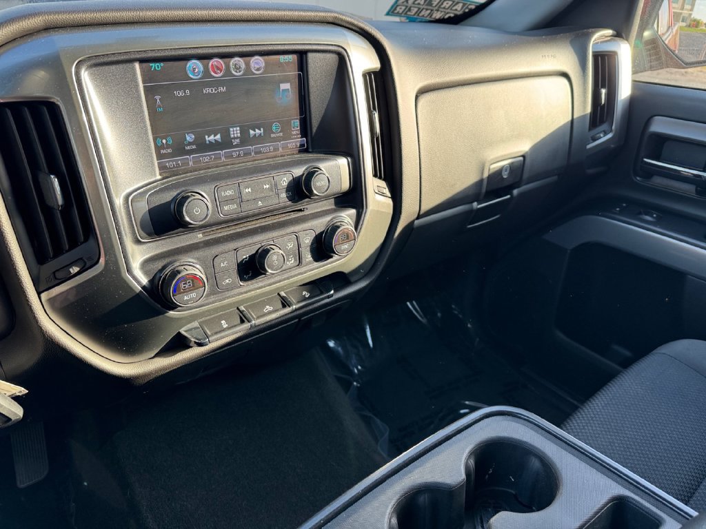 Used 2016 Chevrolet Silverado 1500 LT w/ All Star Edition AWD/4WD image 28