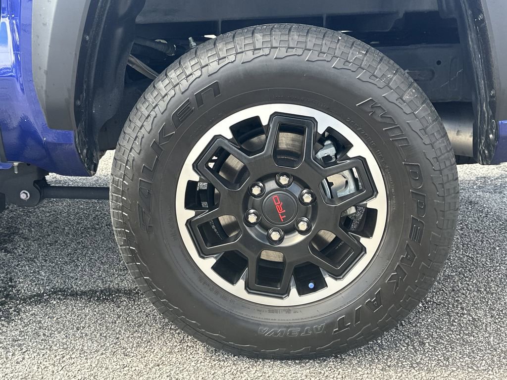 Used 2025 Toyota Tacoma TRD Off-Road w/ TRD Off Road Premium Package AWD/4WD image 20