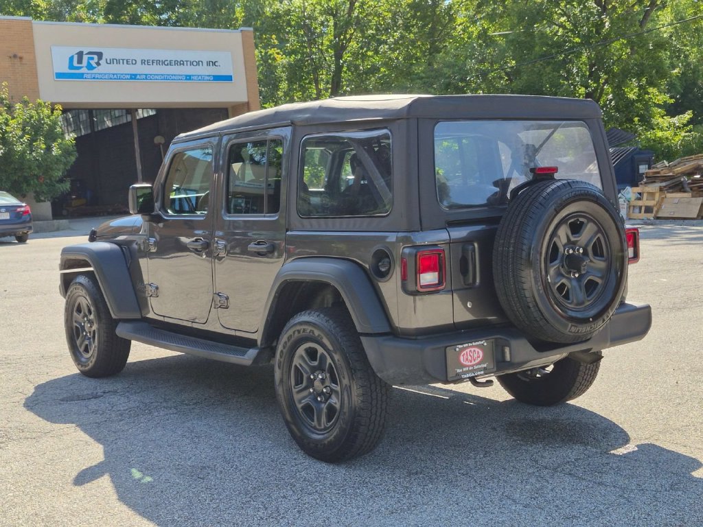 Used 2022 Jeep Wrangler Unlimited Sport AWD/4WD image 7