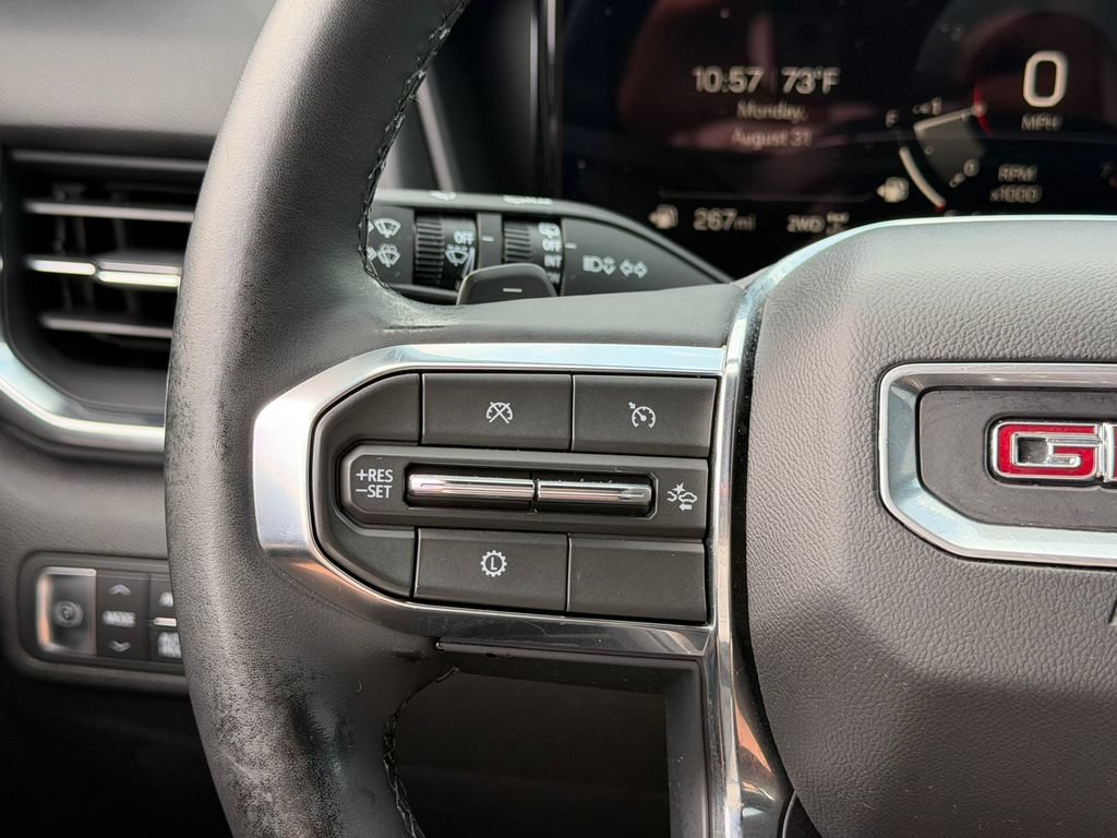 Certified 2025 GMC Terrain Elevation w/ Black Edition AWD/4WD image 32